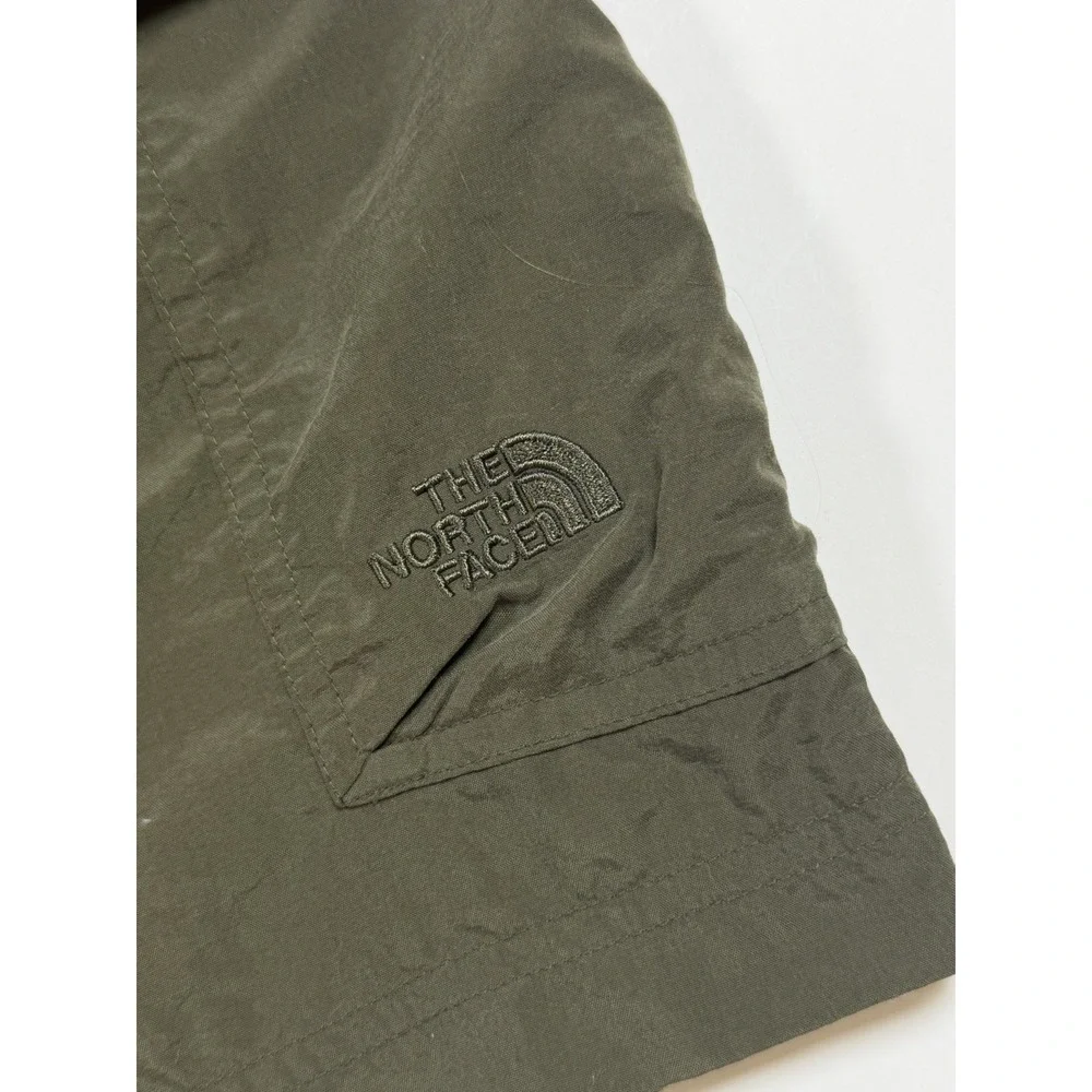 The North Face Shorts Mens XL Green Pocket Cargo Lightweight Nylon Hiking